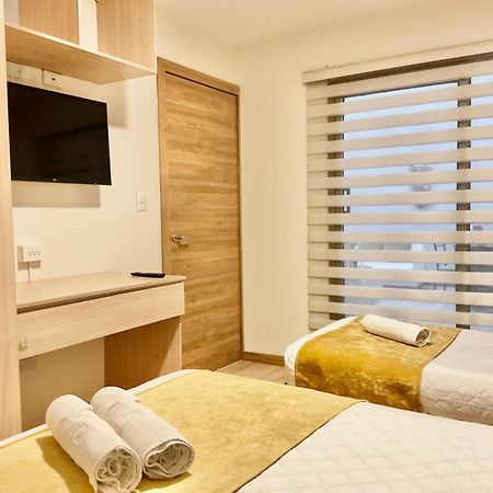 Hotel Brist0L Suites Centro Historico Cuenca Exterior photo