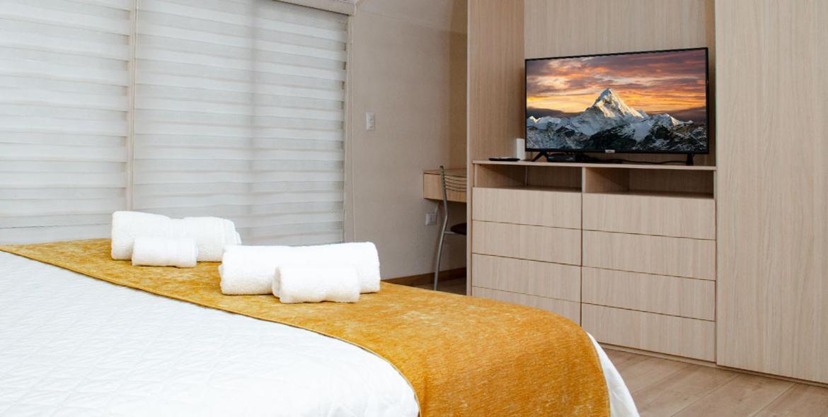 Hotel Brist0L Suites Centro Historico Cuenca Exterior photo